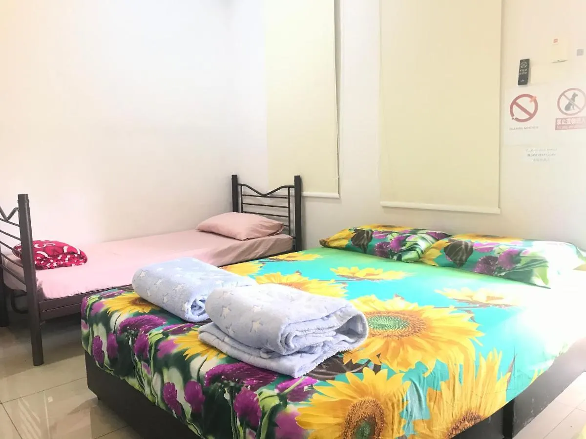 Jiaxin Homestay - Jp Pedana 家馨民宿 Johor Bahru 0*,
